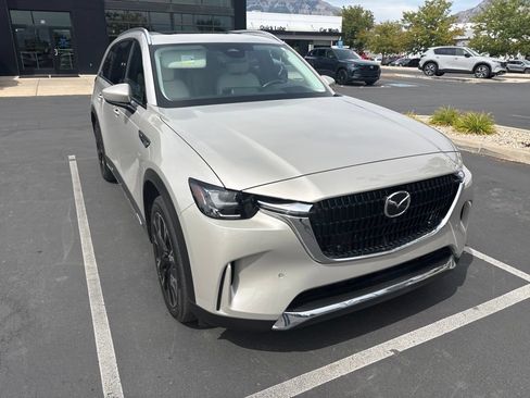 Certified 2025 MAZDA CX-90 Plug-In Hybrid w/ Premium Plus AWD/4WD image 3