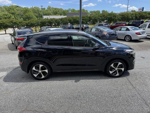 Used 2016 Hyundai Tucson Sport image 5