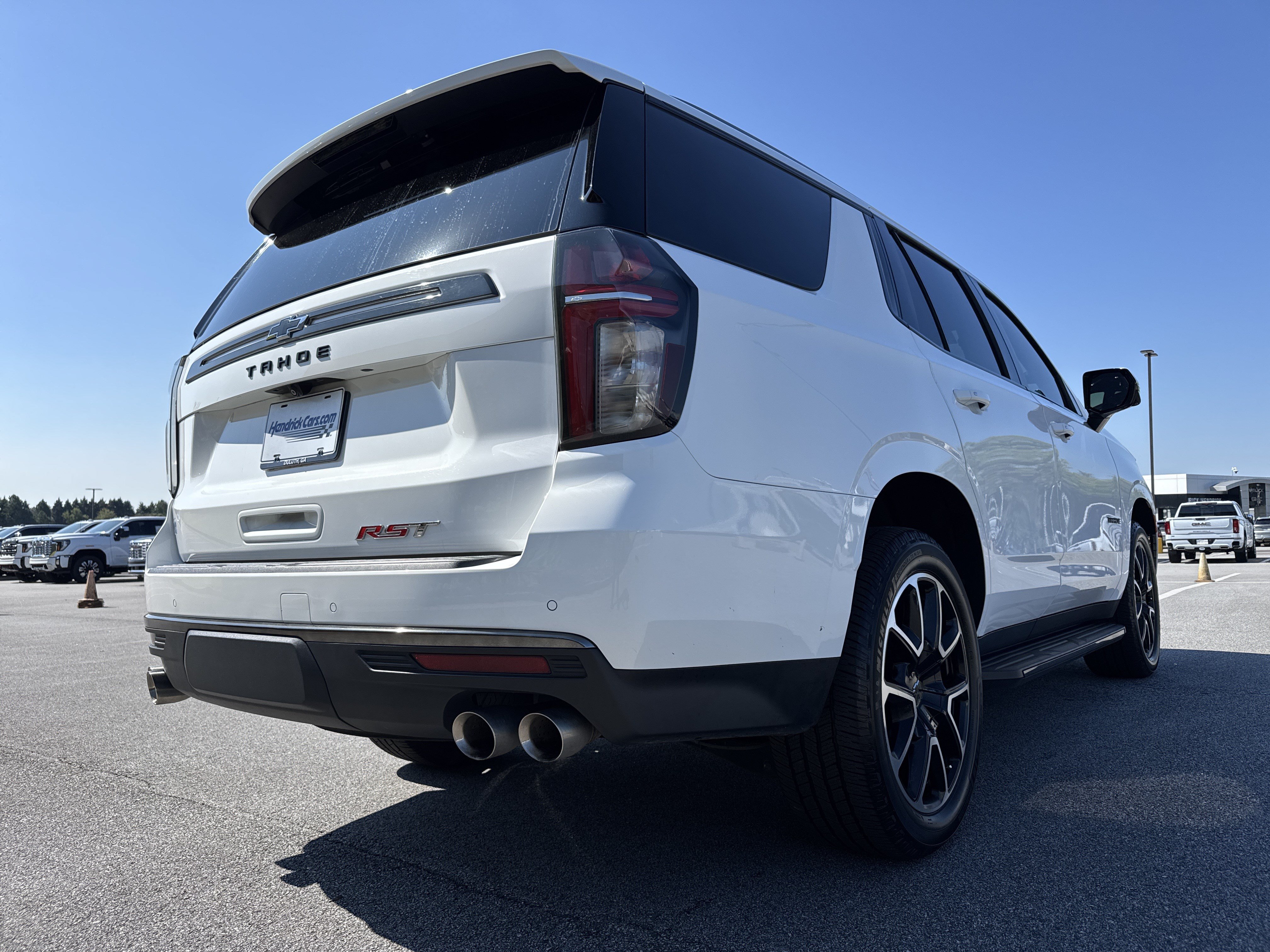 Used 2022 Chevrolet Tahoe RST w/ Sport Performance Package AWD/4WD image 10