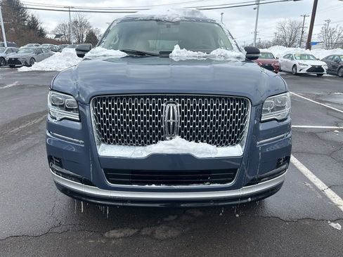 Used 2022 Lincoln Navigator L Reserve image 3