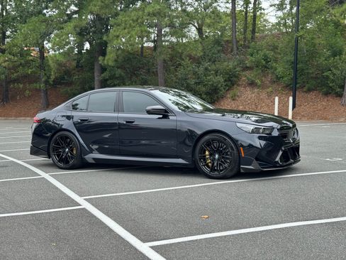 Used 2026 BMW M5 w/ Carbon Package AWD/4WD image 15