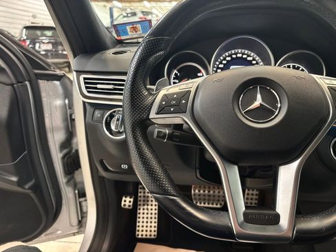 Used 2014 Mercedes-Benz E 63 AMG 4MATIC Sedan image 12