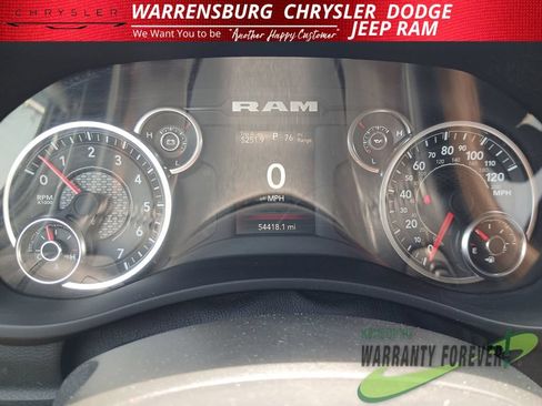 Used 2024 RAM 2500 Big Horn AWD/4WD image 16