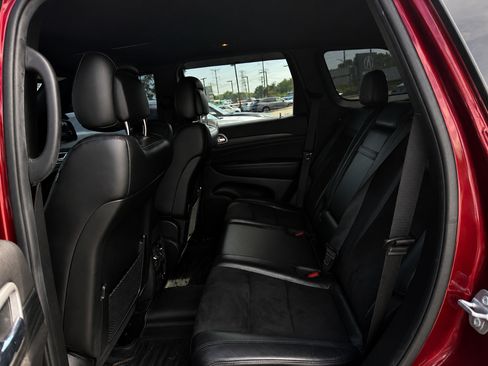 Used 2021 Jeep Grand Cherokee Laredo X AWD/4WD image 12