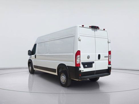 Used 2025 RAM ProMaster 2500 w/ Convenience Group FWD image 3