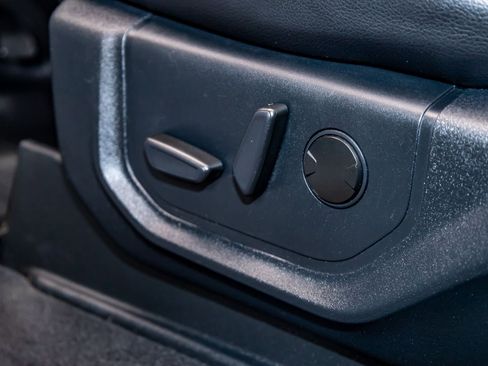 Used 2020 Ford F250 Lariat image 25