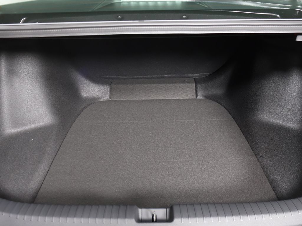New 2026 Honda Accord LX image 10