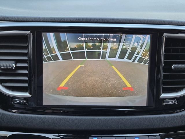 Certified 2023 Chrysler Pacifica Touring-L FWD image 17