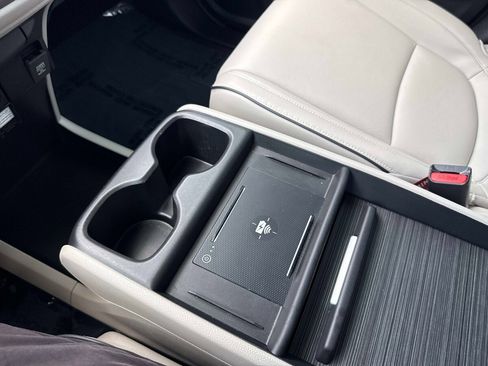 Certified 2025 Honda Odyssey Touring image 27