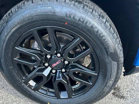 Used 2023 GMC Sierra 1500 Elevation RWD image 23