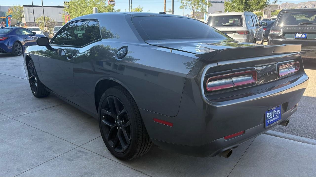 Used 2022 Dodge Challenger SXT w/ Blacktop Package RWD image 11