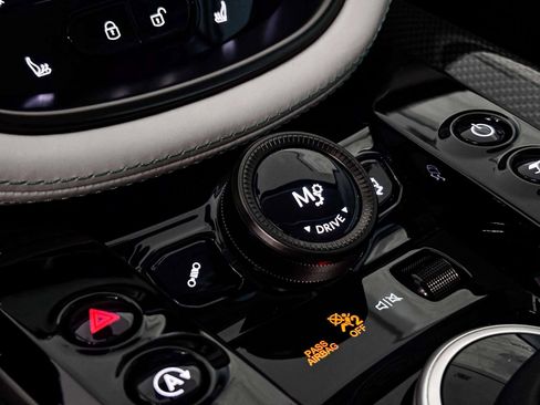 Used 2024 Aston Martin DBX 707 image 24