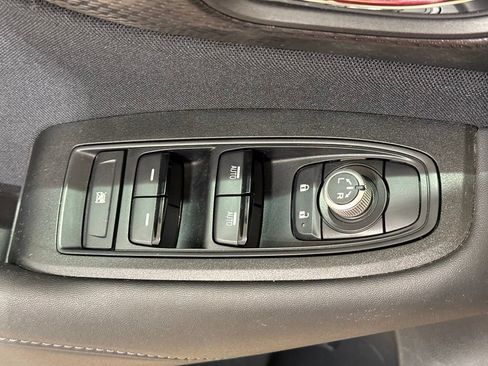 Used 2024 Subaru Outback Premium AWD/4WD image 16