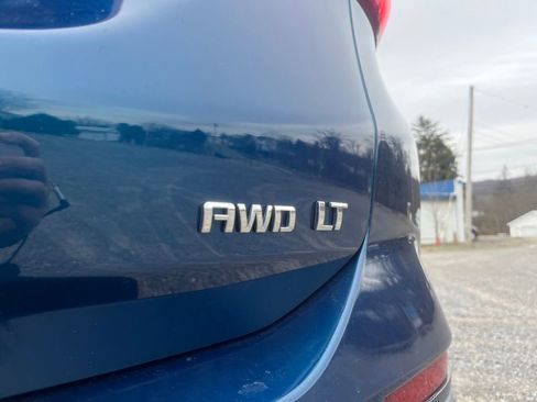 Used 2019 Chevrolet Equinox LT w/ Driver Convenience Package image 7