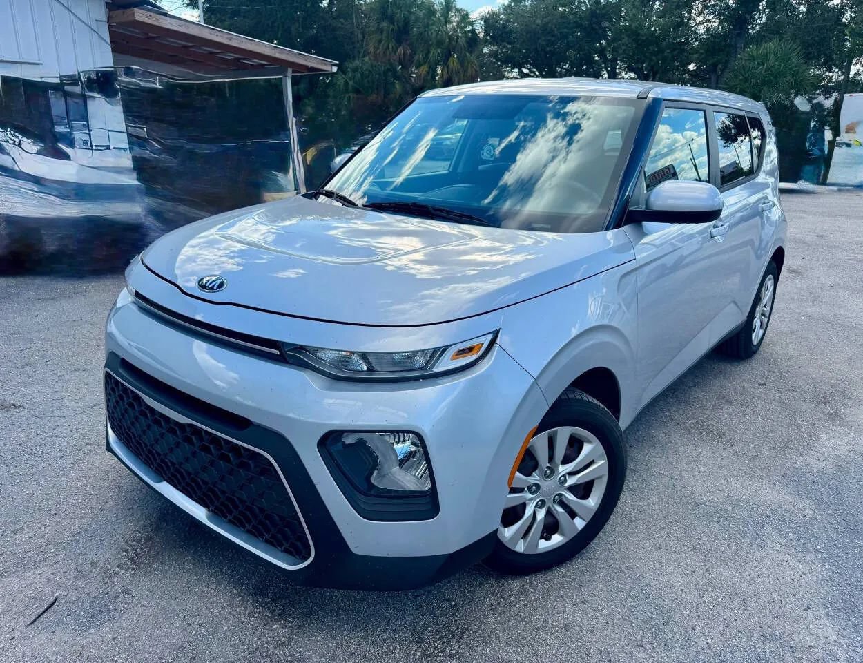 Used 2020 Kia Soul LX FWD image 3