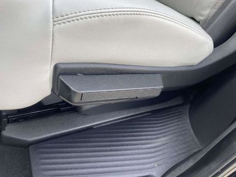 Certified 2025 Ford Expedition Platinum AWD/4WD image 26