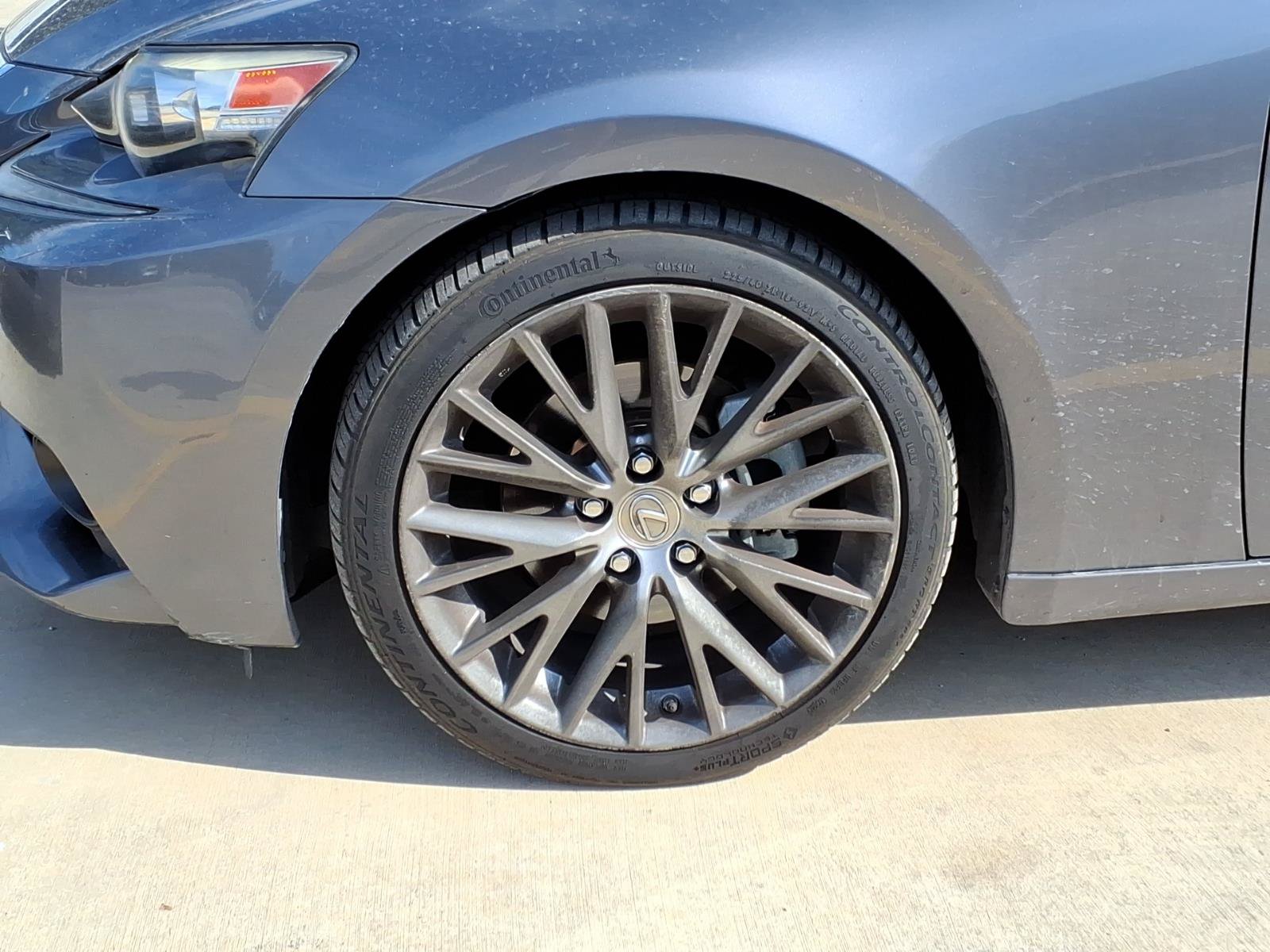 Used 2014 Lexus IS 250 w/ Navigation Package RWD image 3