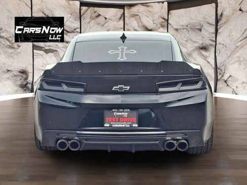 Used 2018 Chevrolet Camaro LT w/ RS Package RWD image 5