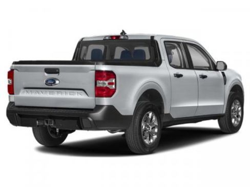 Used 2024 Ford Maverick XLT image 2