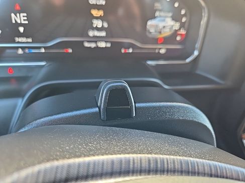 Used 2025 GMC Sierra 1500 Denali Ultimate image 17