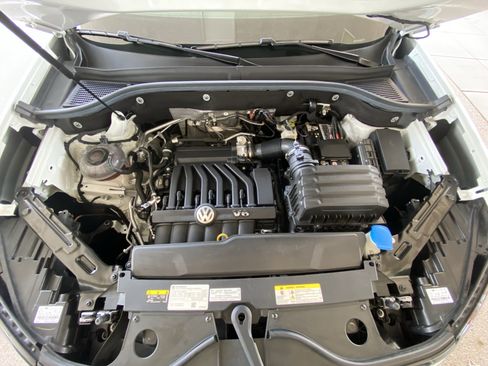 Certified 2023 Volkswagen Atlas SE w/ Panoramic Sunroof Package FWD image 47