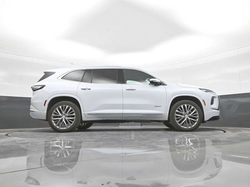 Used 2026 Buick Enclave Avenir w/ Super Cruise Package AWD/4WD image 49