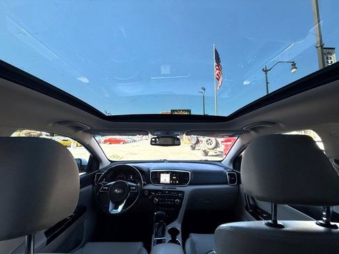 Used 2022 Kia Sportage EX w/ EX Technology Package image 29