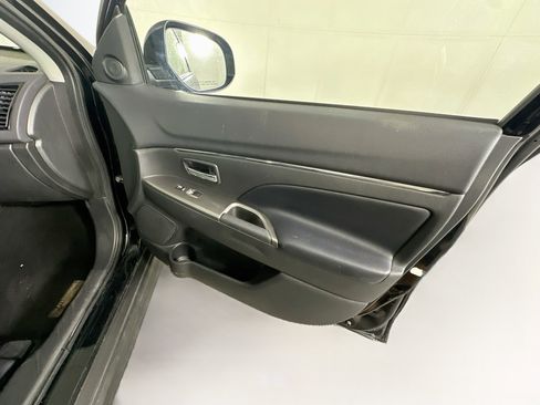 Used 2024 Mitsubishi Outlander Sport AWD image 30