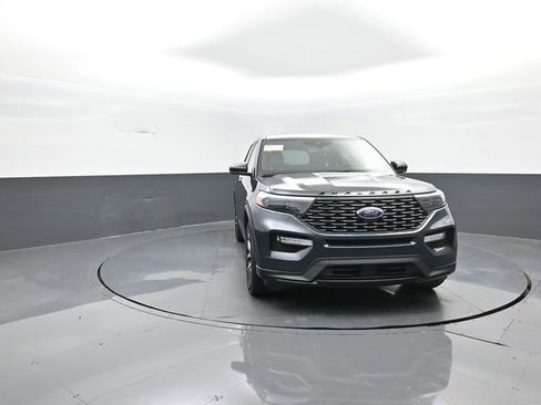 Used 2022 Ford Explorer ST-Line image 2