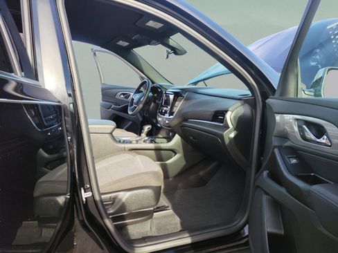 Used 2023 Chevrolet Traverse LT w/ LPO, Floor Liner Package image 22