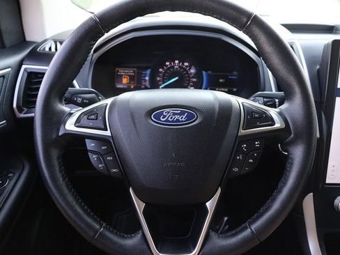 Used 2024 Ford Edge SEL w/ Convenience Package AWD/4WD image 11