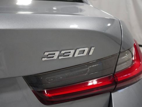 Used 2023 BMW 330i 330i w/ Driving Assistance Package image 27