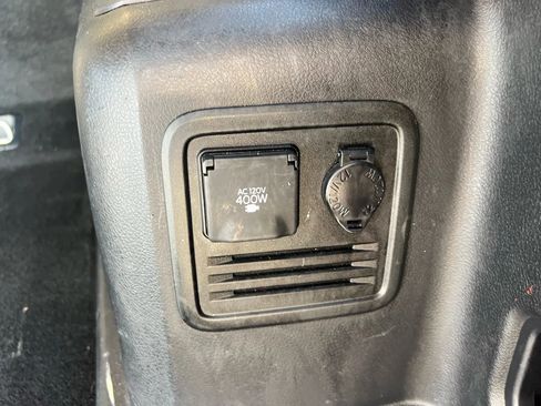 Used 2013 Toyota 4Runner SR5 image 39