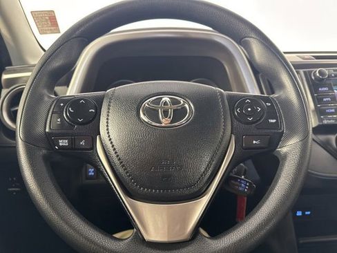 Used 2018 Toyota RAV4 LE w/ All Weather Liner Package AWD/4WD image 18