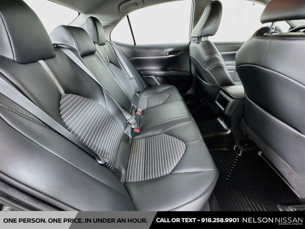 Used 2021 Toyota Camry SE FWD image 24
