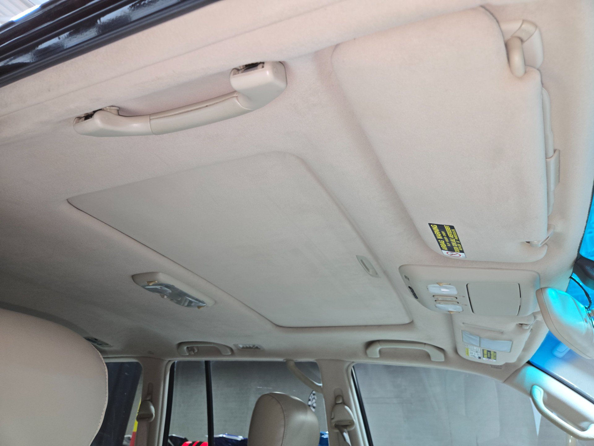 Used 2004 Lexus LX 470 4WD image 85