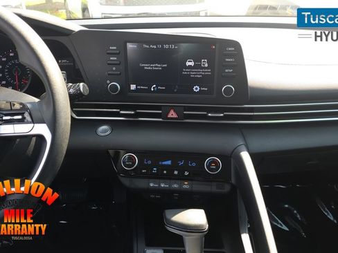 Used 2022 Hyundai Elantra SEL w/ Cargo Package FWD image 26