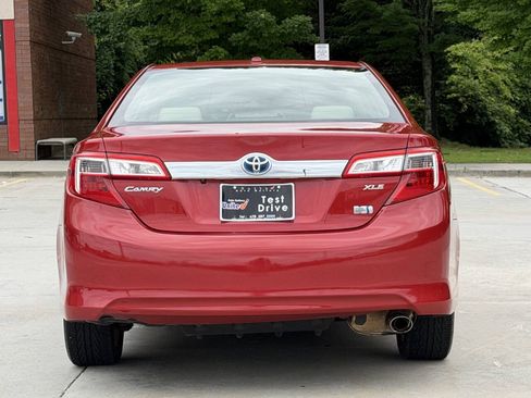 Used 2012 Toyota Camry XLE w/ Convenience Pkg FWD image 22