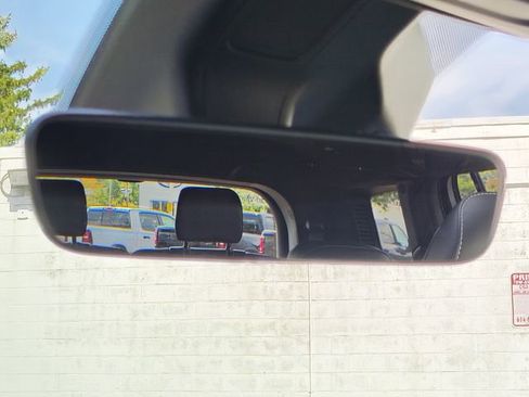 New 2025 Jeep Grand Cherokee L Altitude image 27