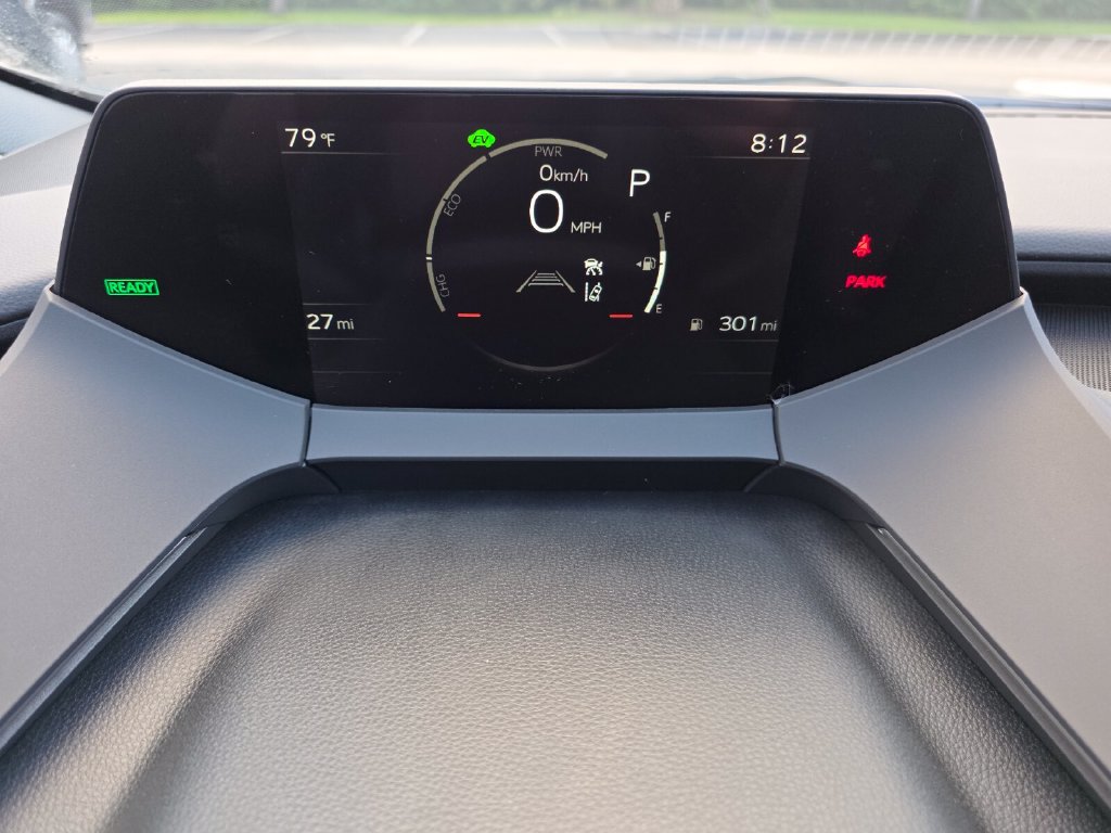 New 2027 Toyota Prius LE FWD image 31