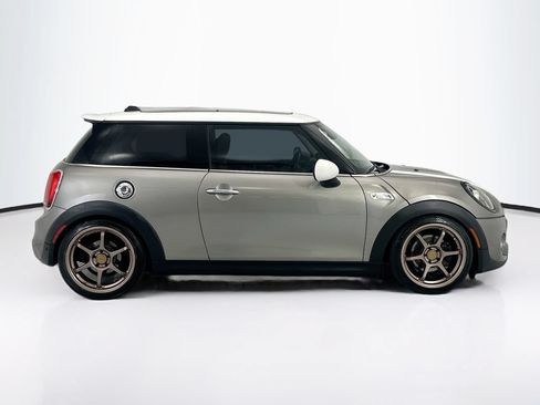 Used 2019 MINI Cooper S FWD image 4