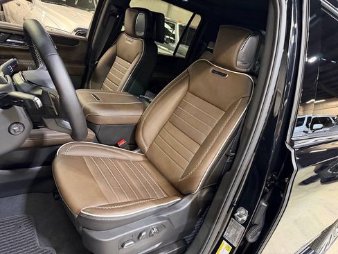 Used 2026 GMC Yukon XL Denali Ultimate AWD/4WD image 24
