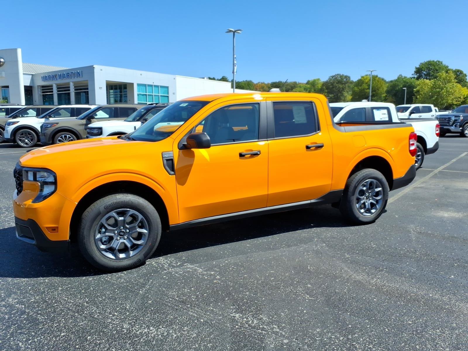 New 2026 Ford Maverick XLT FWD image 3