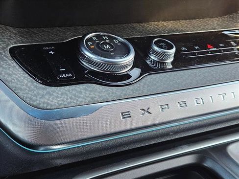 New 2026 Ford Expedition Tremor image 13