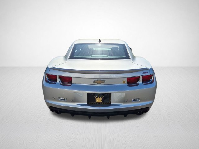 Used 2010 Chevrolet Camaro SS w/ RS Package RWD image 9