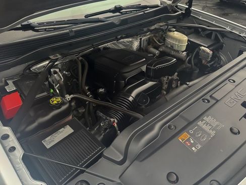 Used 2016 GMC Sierra 2500 SLT w/ Snow Plow Prep Package image 32