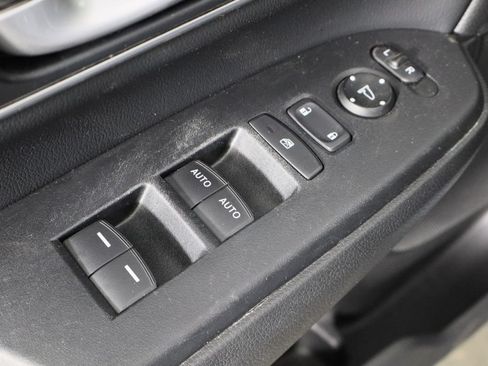 Used 2022 Honda CR-V Touring image 16