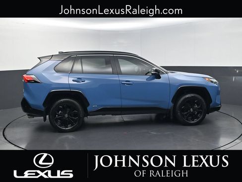 Used 2025 Toyota RAV4 XSE w/ Weather Package AWD/4WD image 6