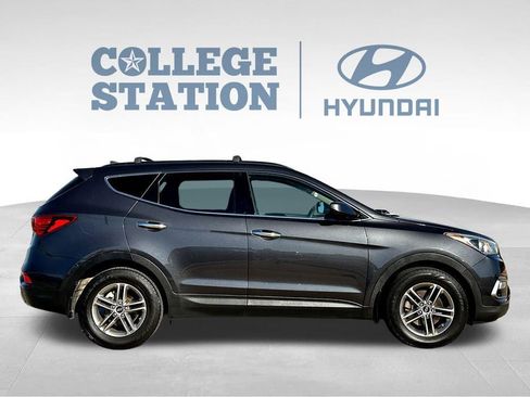 Used 2017 Hyundai Santa Fe Sport image 11