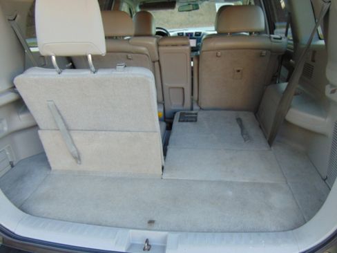 Used 2012 Toyota Highlander Limited w/ Tow Pkg image 22